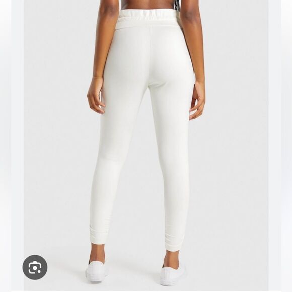 Gymshark X Whitney Simmons High Waist Fitted Jogger size XS Unbleached White NWT - Picture 2 of 10